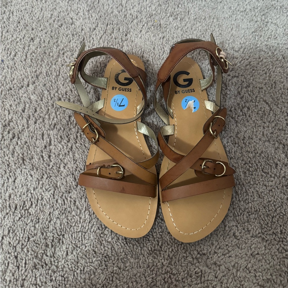 3 pair of G by Guess sandals - Picture 4 of 5